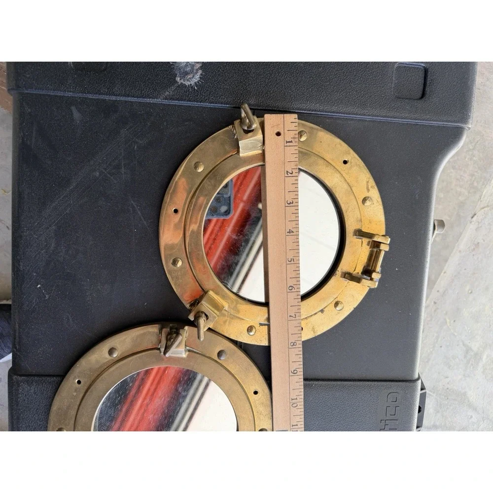 N/A vintage porthole